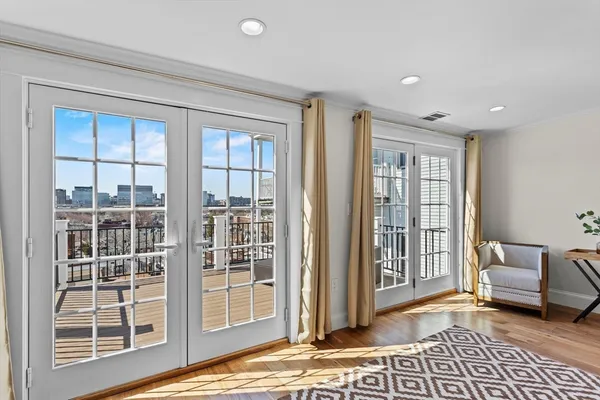 $2,895,000 | 274 Bunker Hill Street, Boston, MA 02129