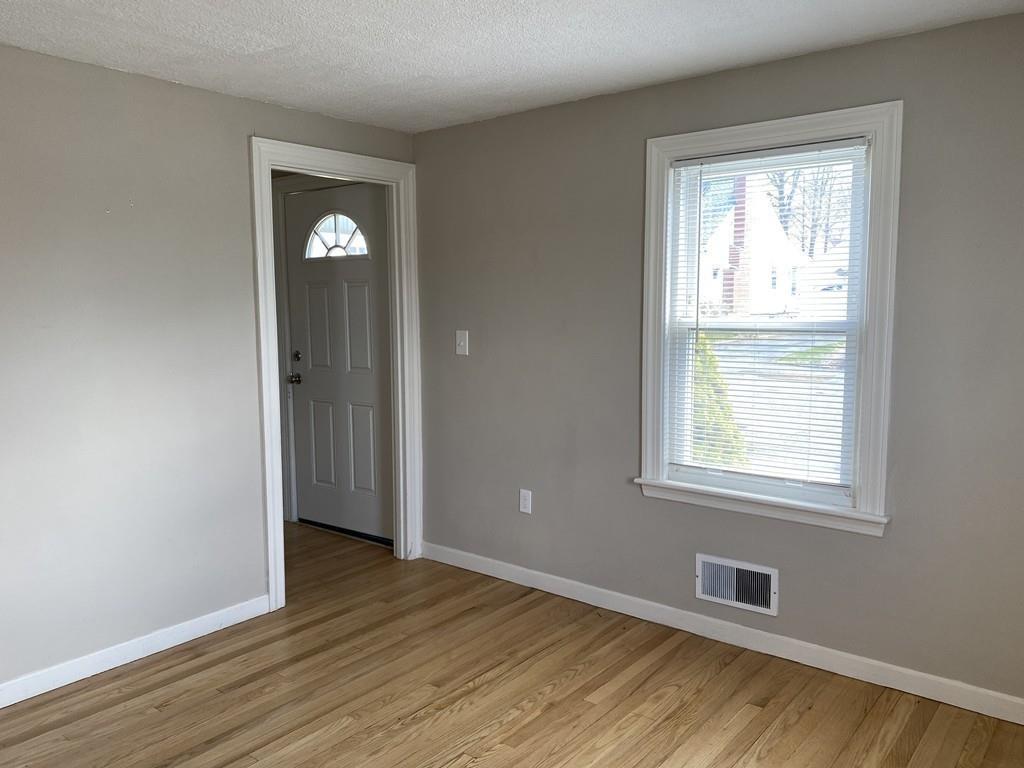 79 Starrett Road Lynn, MA 01905 - Photo 14 of 36 Gallery Image 14