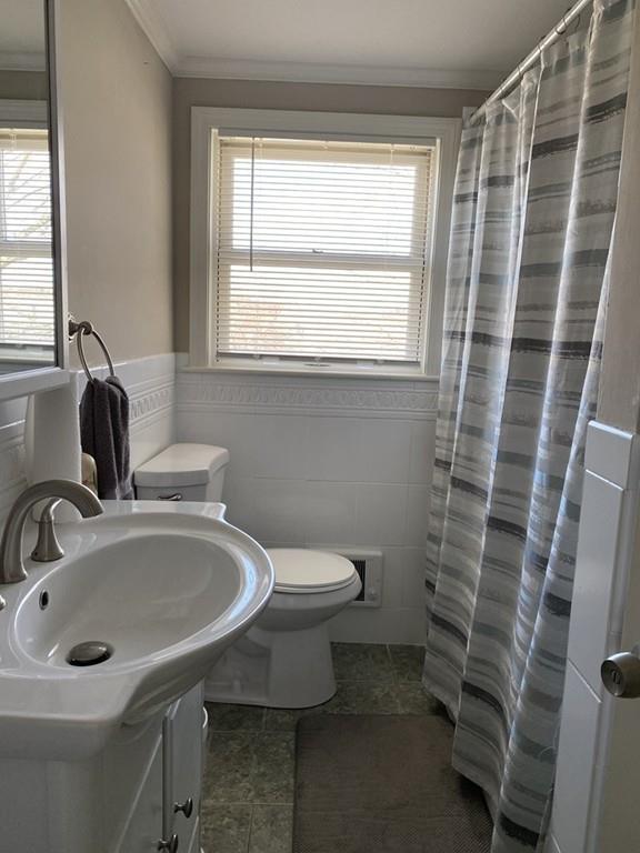 79 Starrett Road Lynn, MA 01905 - Photo 20 of 36 Gallery Image 20