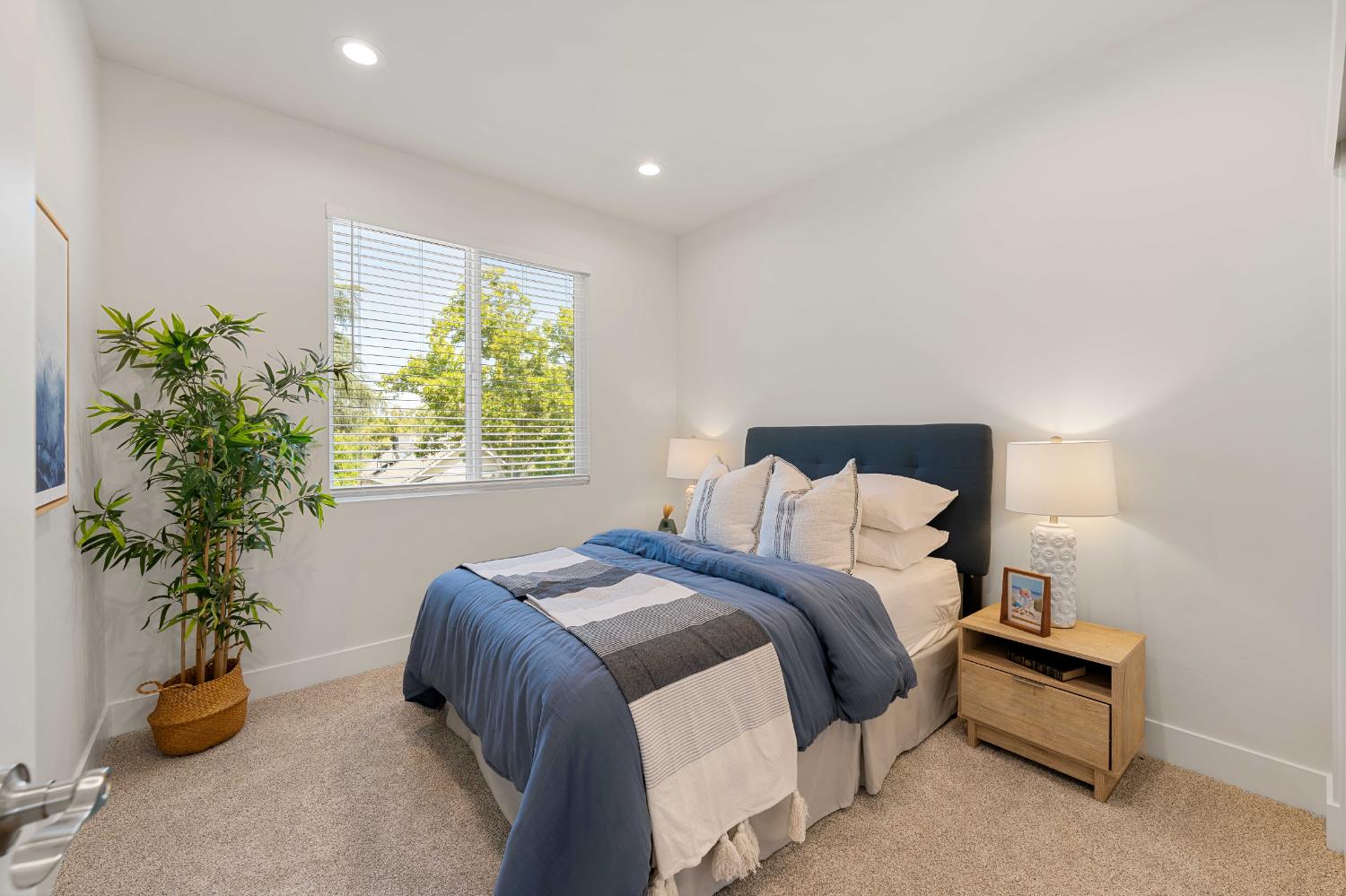 210 D Street Roseville, CA 95678 - Photo 22 of 70