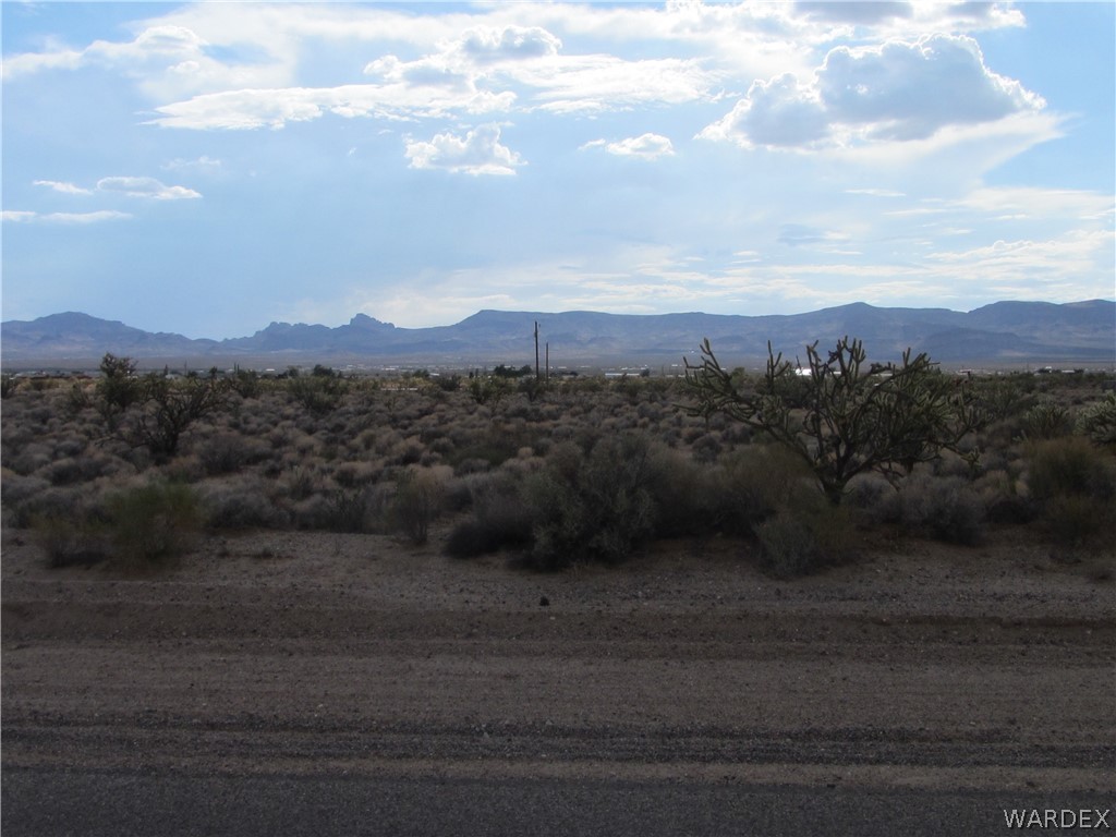 0 North Laguna Road Golden Valley, AZ 86413 - Photo 11 of 31