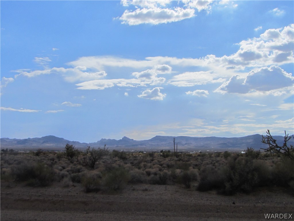 0 North Laguna Road Golden Valley, AZ 86413 - Photo 17 of 31