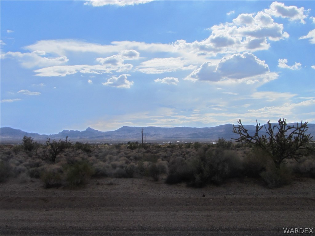 0 North Laguna Road Golden Valley, AZ 86413 - Photo 18 of 31