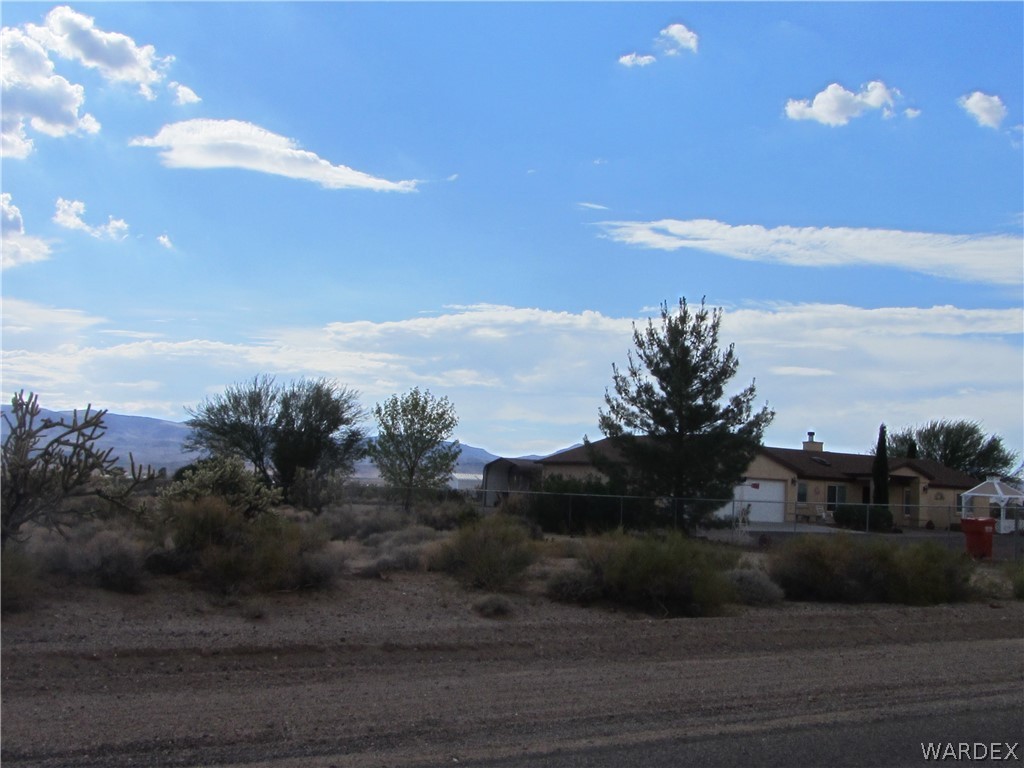0 North Laguna Road Golden Valley, AZ 86413 - Photo 3 of 31