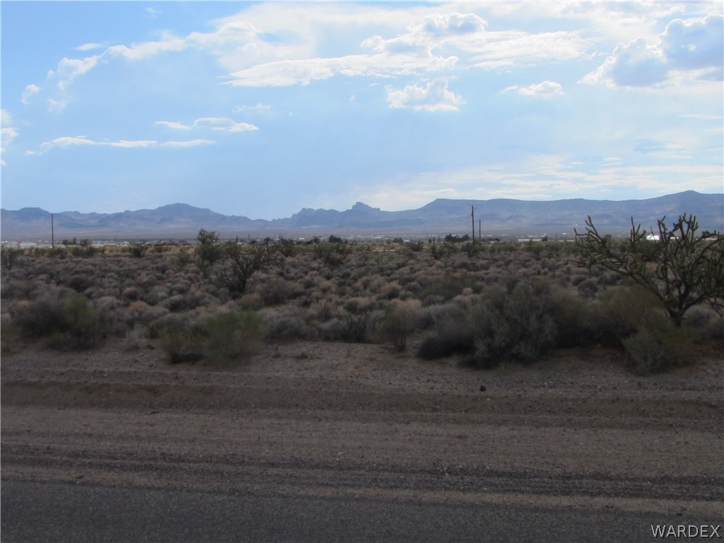 0 North Laguna Road Golden Valley, AZ 86413 - Photo 10 of 31
