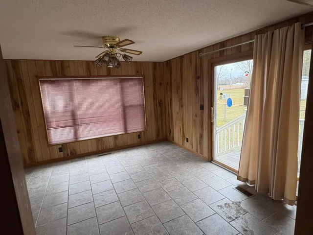 $214,000 | 5603 Oakpoint Road, Jackson, MI 49201