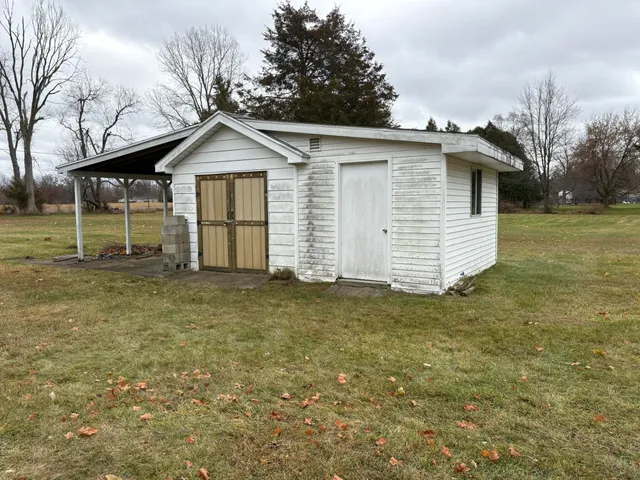 $214,000 | 5603 Oakpoint Road, Jackson, MI 49201