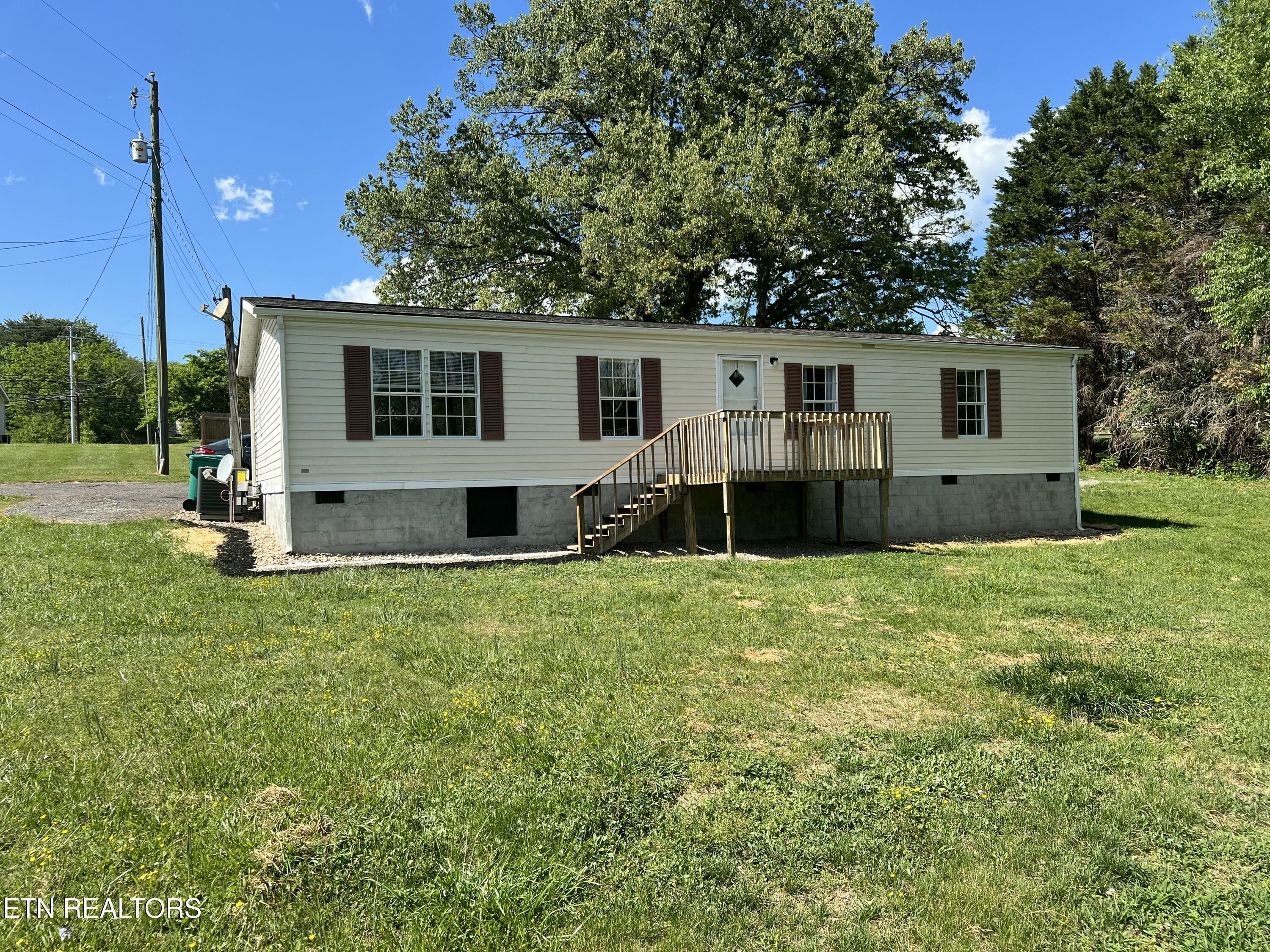 7280 Harrell Road Powell, TN 37849 - Photo 2 of 33 IMG_1618