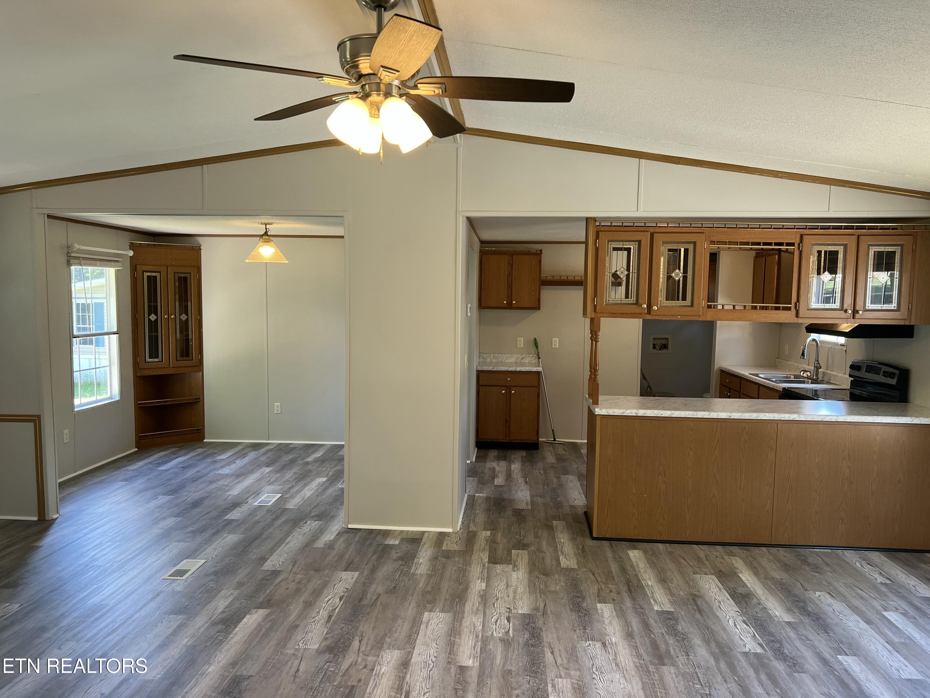 7280 Harrell Road Powell, TN 37849 - Photo 24 of 33 IMG_1643