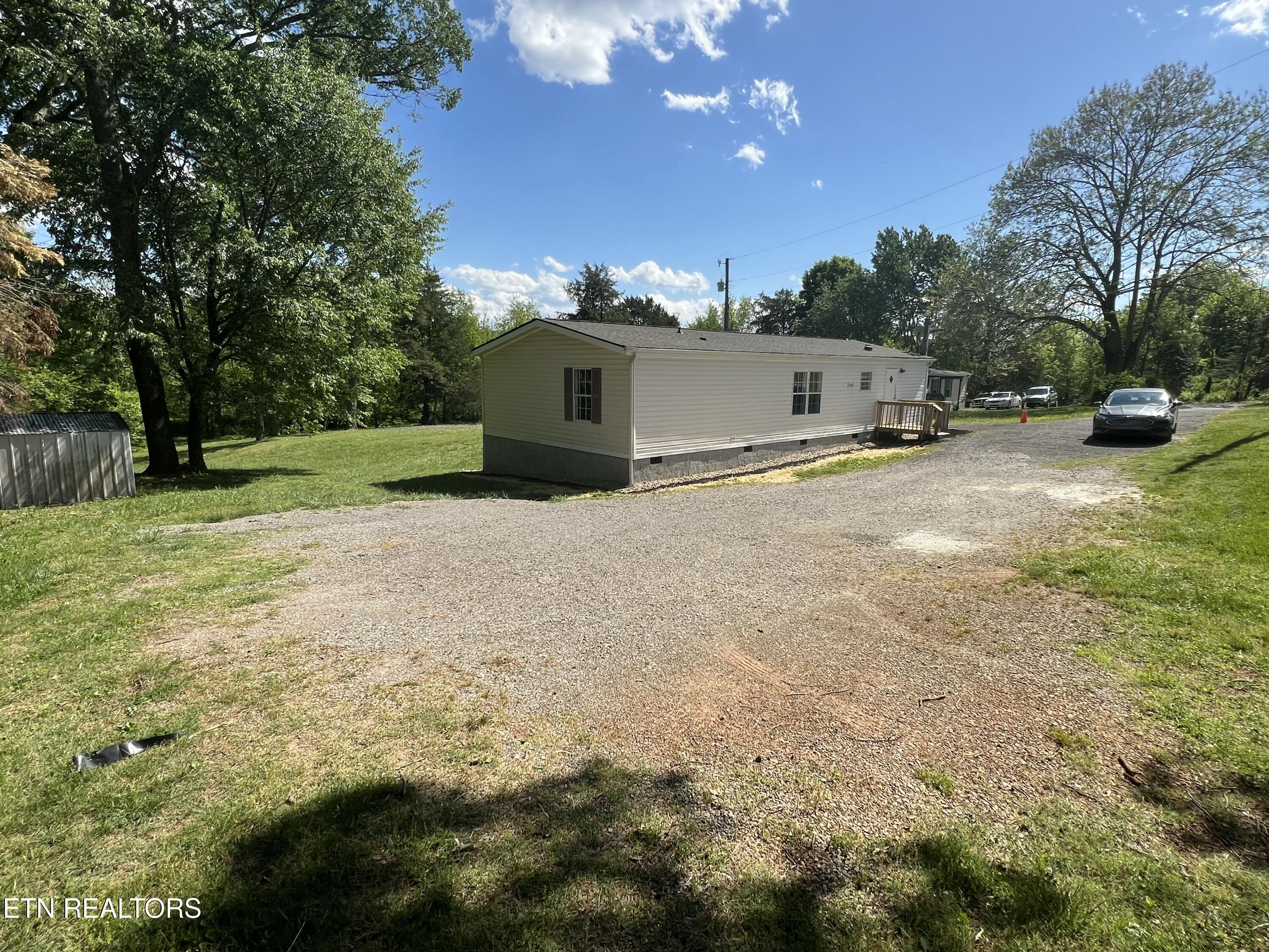 7280 Harrell Road Powell, TN 37849 - Photo 5 of 33 IMG_1627