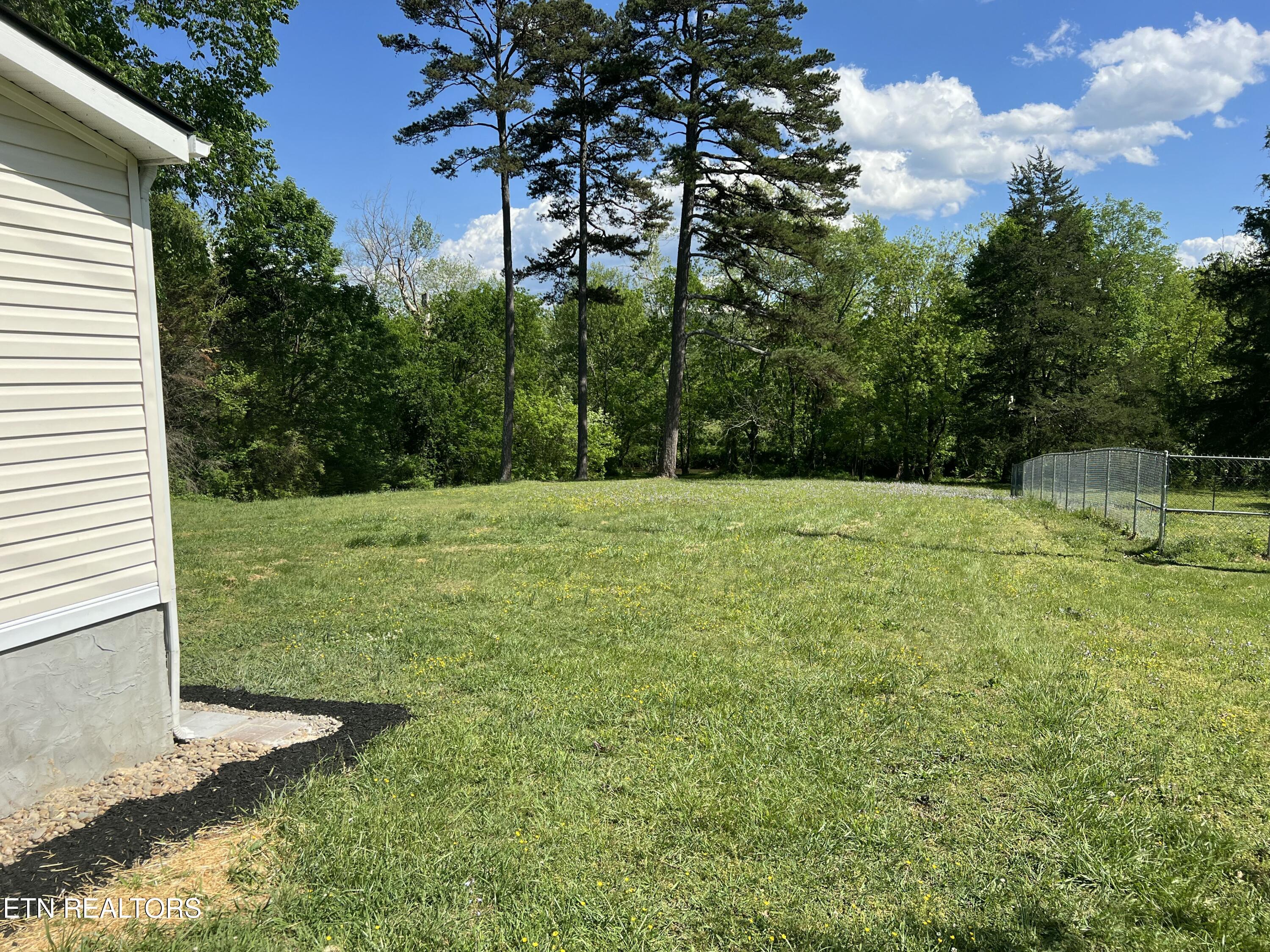 7280 Harrell Road Powell, TN 37849 - Photo 10 of 33 IMG_1616