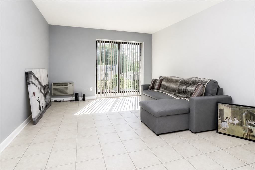 103 Newman Road, Unit 17 Malden, MA 02148 - Photo 4 of 12