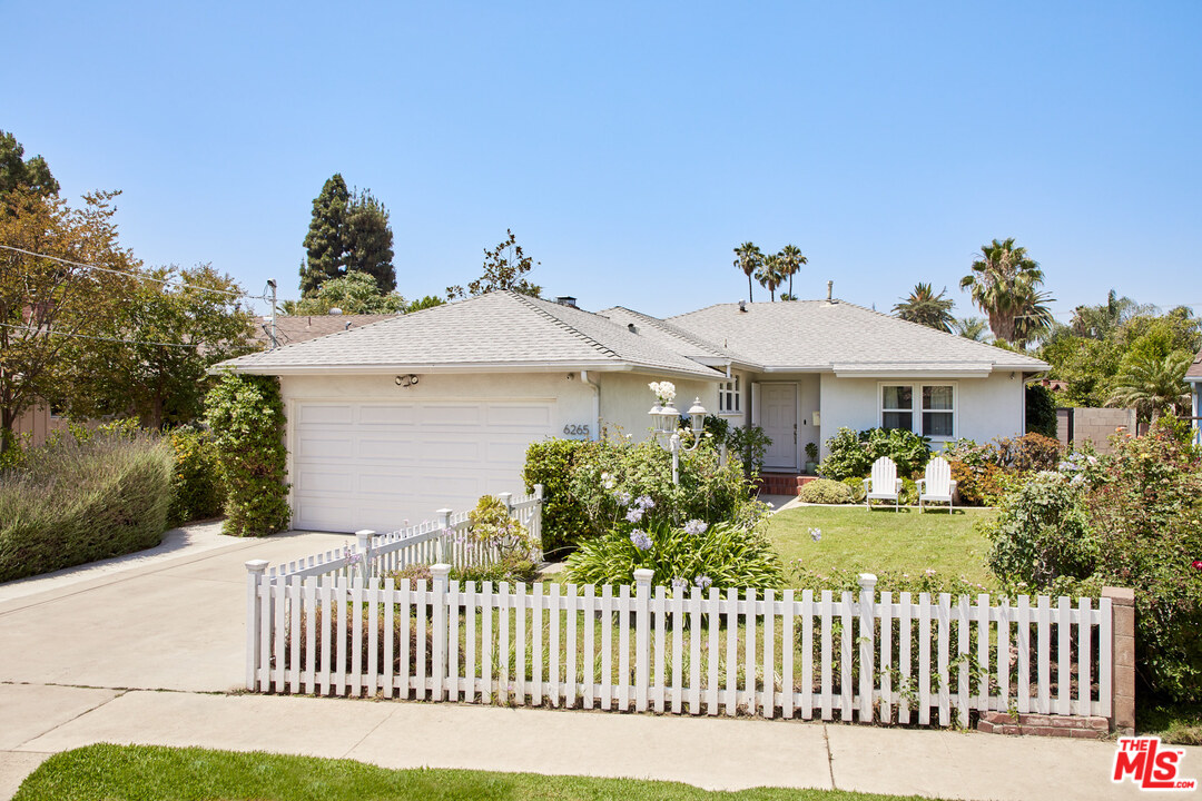 6265 Van Noord Avenue Van Nuys, CA 91401 - Photo 2 of 27