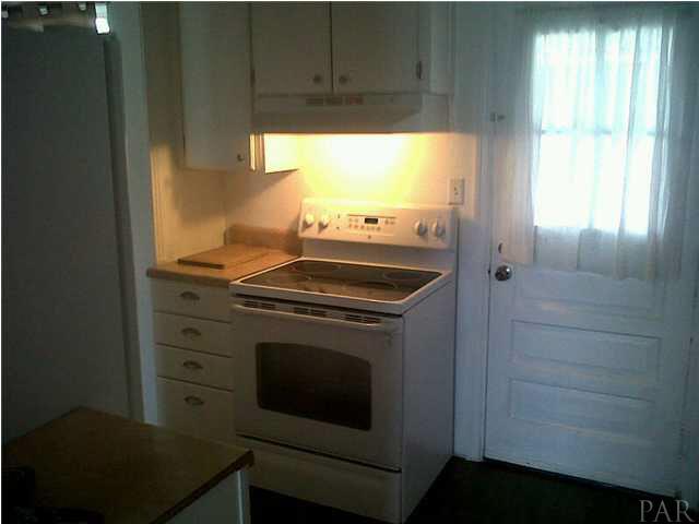 802 Rue Max Street Pensacola, FL 32507 - Photo 7 of 8