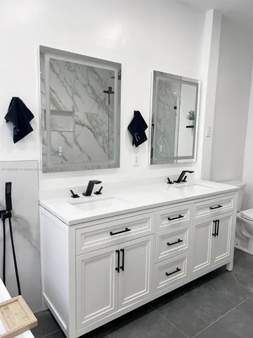 a bathroom with a bathtub