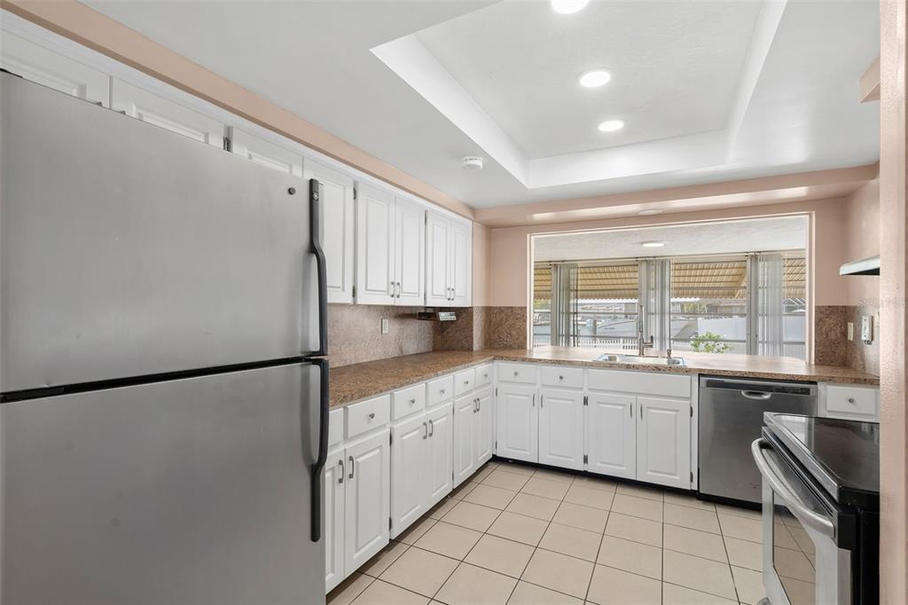 4608 Arlington Road Palmetto, FL 34221 - Photo 15 of 36