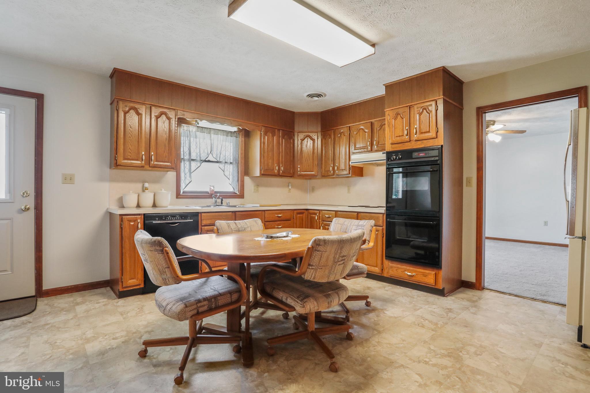 15952 Broadfording Road Hagerstown, MD 21740 - Photo 10 of 39 Gallery Image 10
