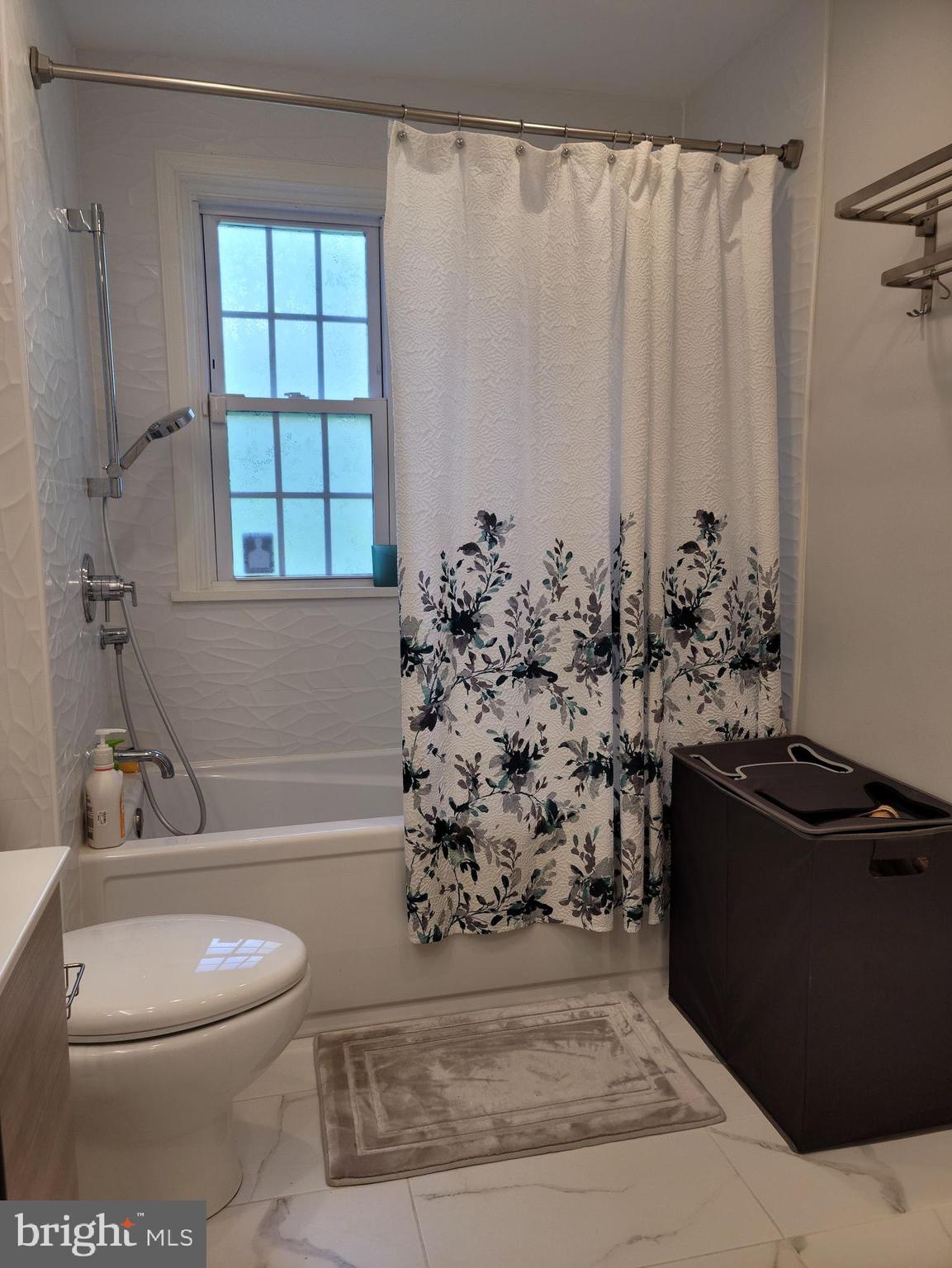1345 Fairacres Road Jenkintown, PA 19046 - Photo 15 of 36 MASTER BATH