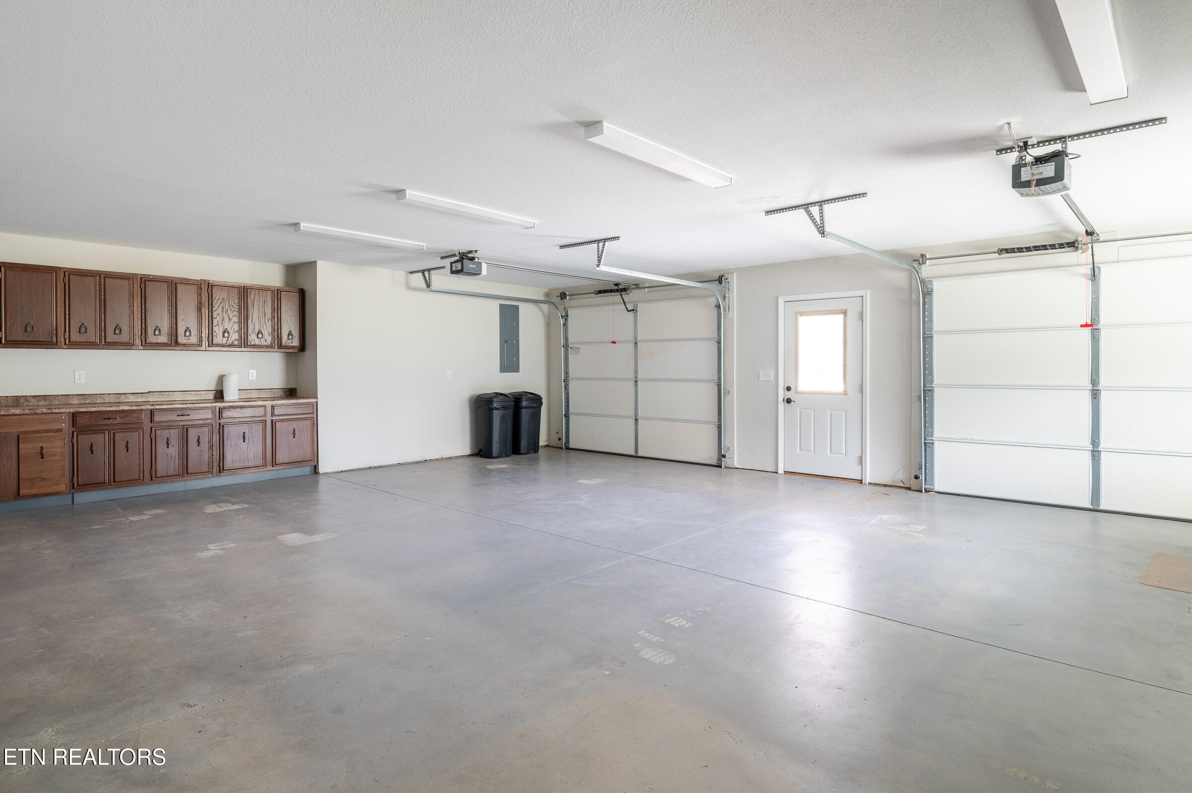 7090 Loudon Ridge Road Lenoir City, TN 37771 - Photo 24 of 28 Space!!!