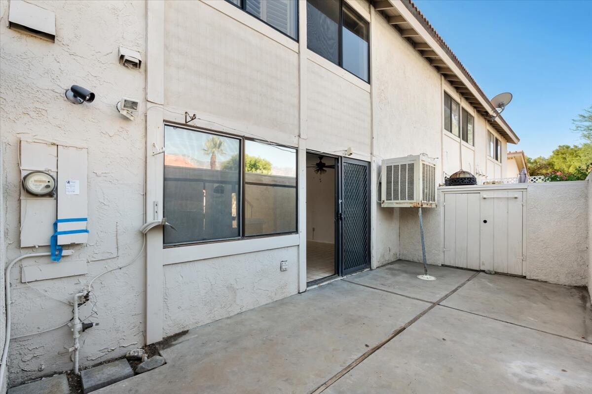 6117 Arroyo Road, Unit 4 Palm Springs, CA 92264 - Photo 17 of 26 048-427795- rear (3)
