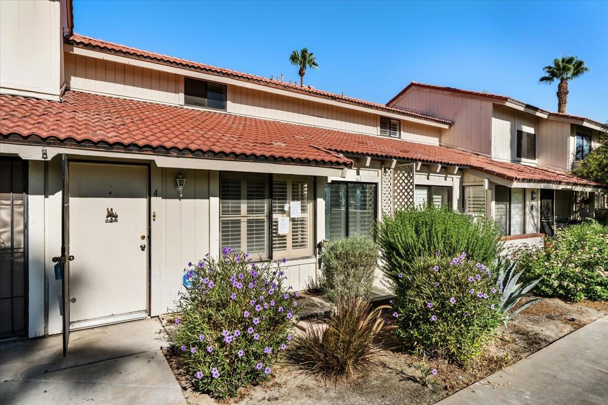 6117 Arroyo Road, Unit 4 Palm Springs, CA 92264 - Photo 3 of 26 048-427795- front (2)