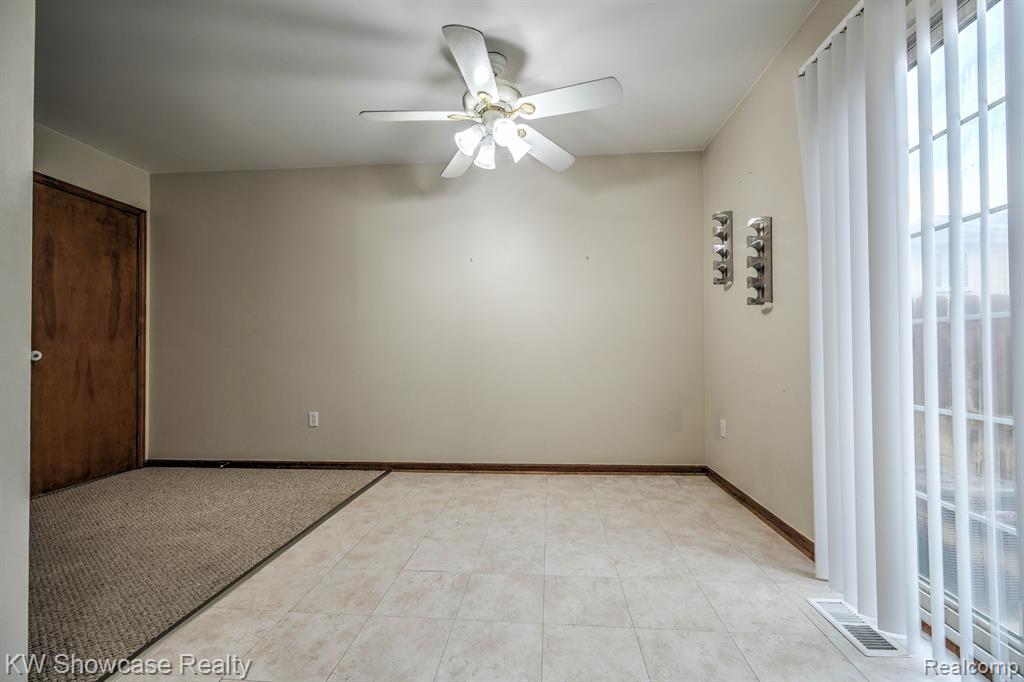 16320 Rudgate Street Southgate, MI 48195 - Photo 13 of 38