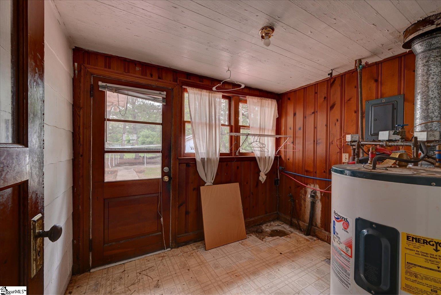 1411 Trail Road Belton, SC 29627 - Photo 8 of 47