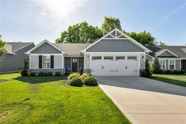 $284,900 | 141 West Spring Drive, Elyria, OH 44035