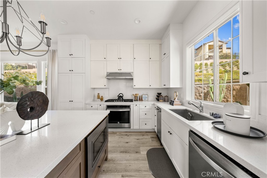 20631 West Chestnut Circle Porter Ranch, CA 91326 - Photo 6 of 41