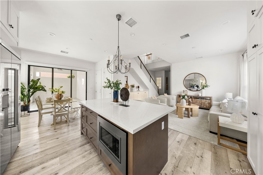 20631 West Chestnut Circle Porter Ranch, CA 91326 - Photo 7 of 41