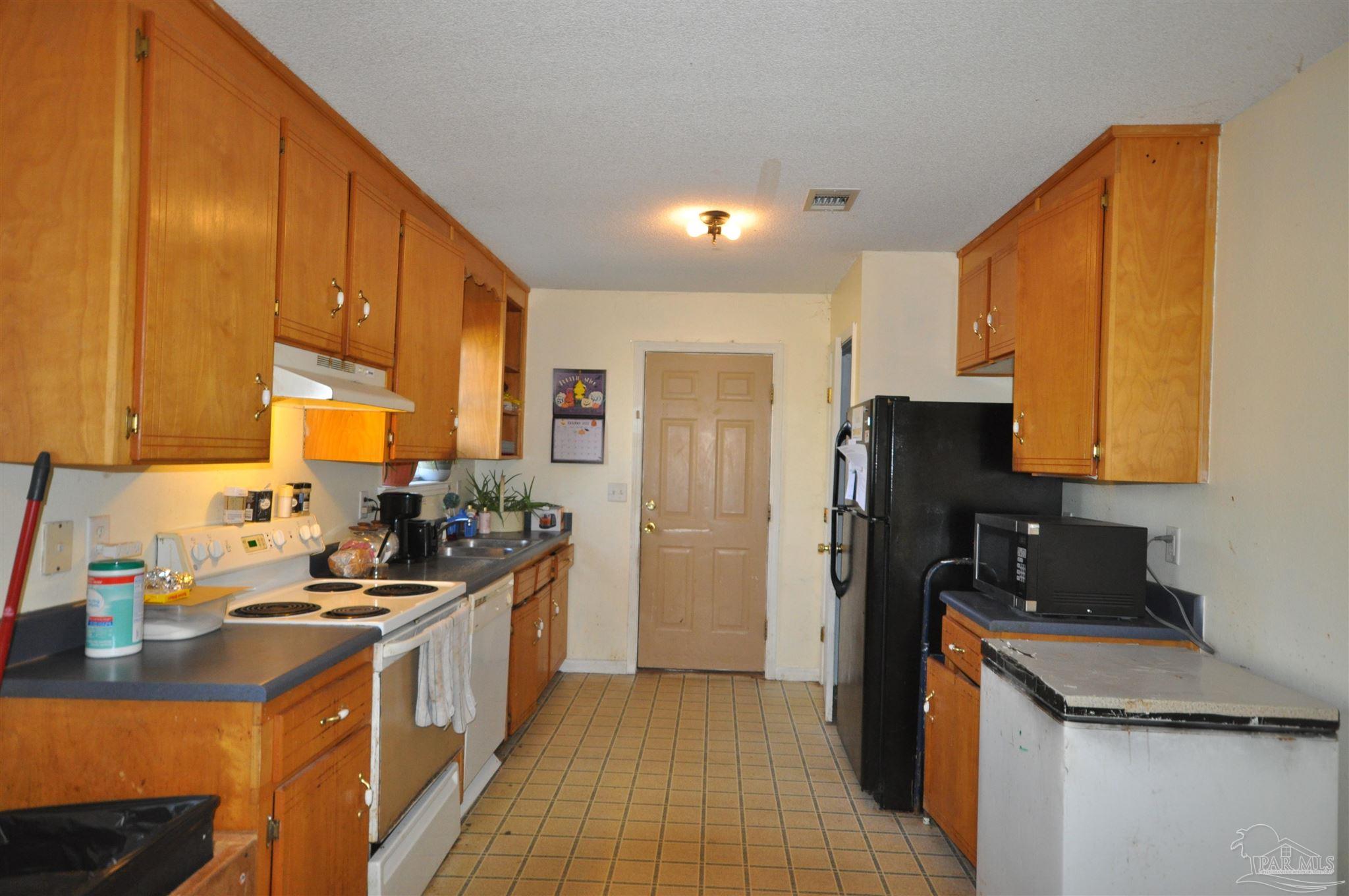 831 Jacks Branch Road Cantonment, FL 32533 - Photo 5 of 14
