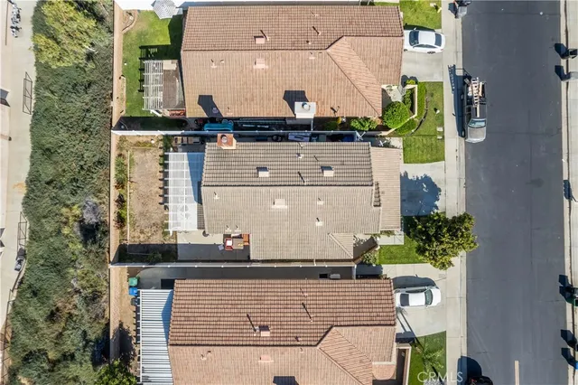 $699,900 | 815 Autumn Lane, Corona, CA 92881