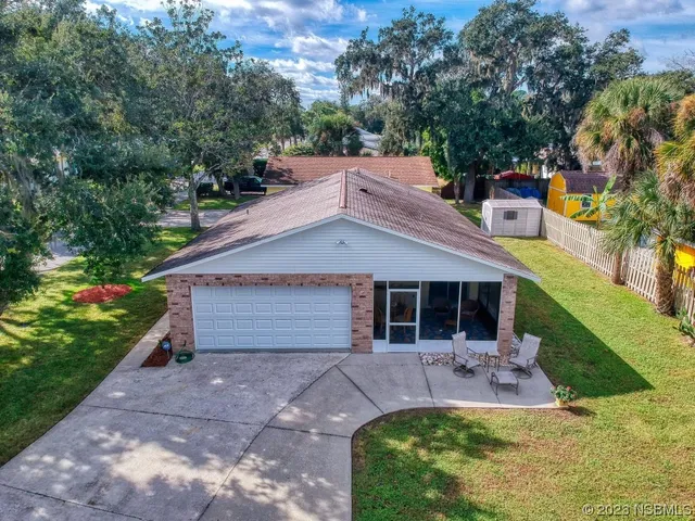 $468,000 | 127 Magnolia Avenue, Edgewater, FL 32132