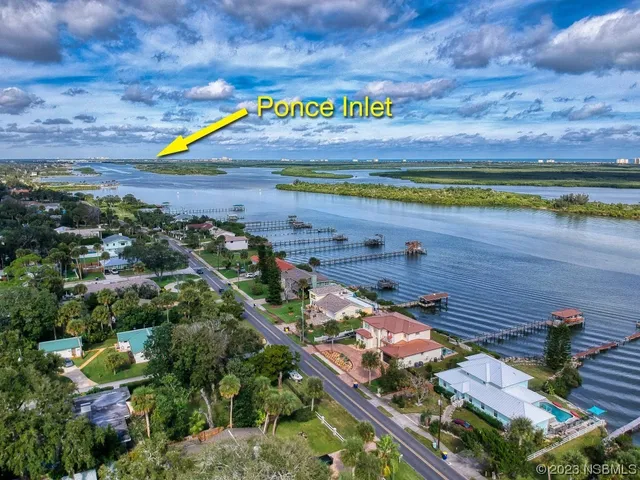 $468,000 | 127 Magnolia Avenue, Edgewater, FL 32132