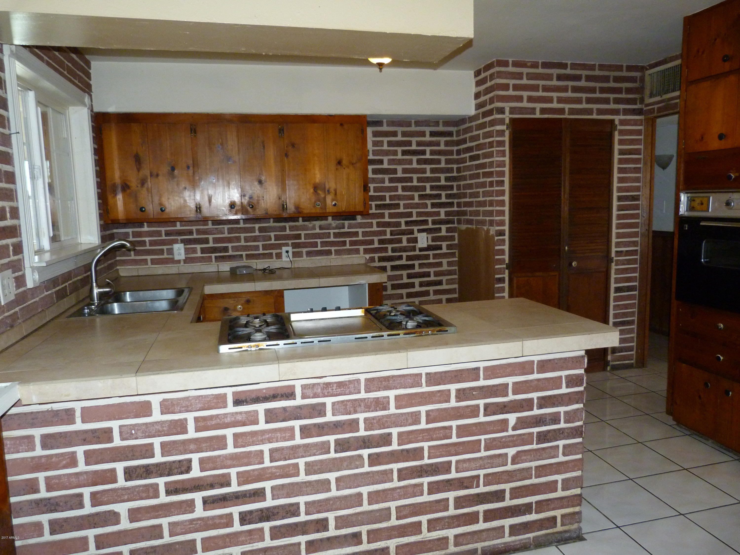 6801 West Camelback Road Phoenix, AZ 85033 - Photo 7 of 14 P1070375
