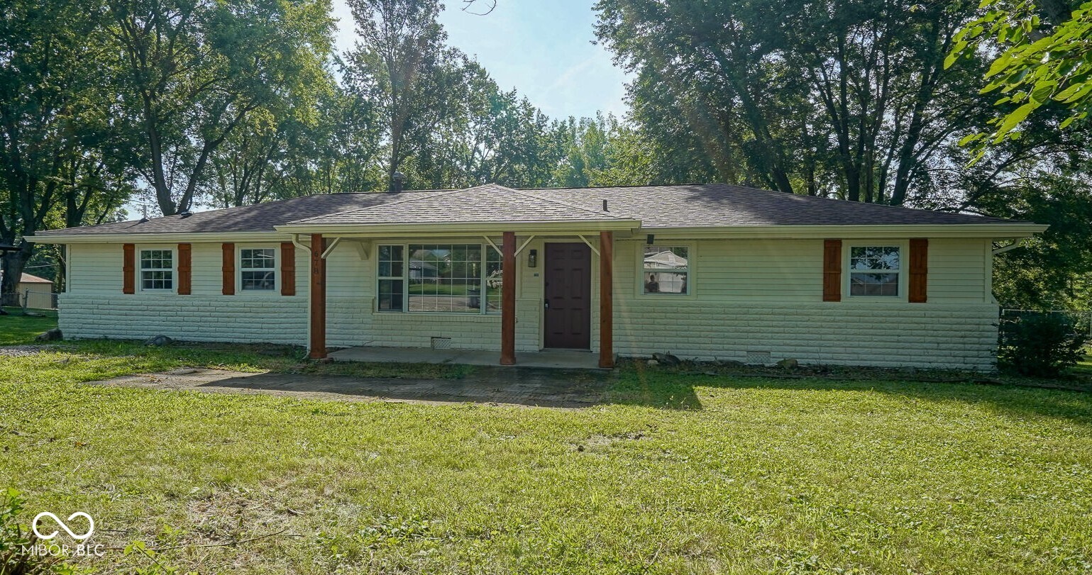 678 North Pendleton Avenue Pendleton, IN 46064 - Photo 1 of 36 Gallery Image 1