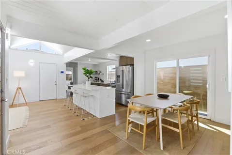 $2,499,000 | 258 Walnut Street, Newport Beach, CA 92663
