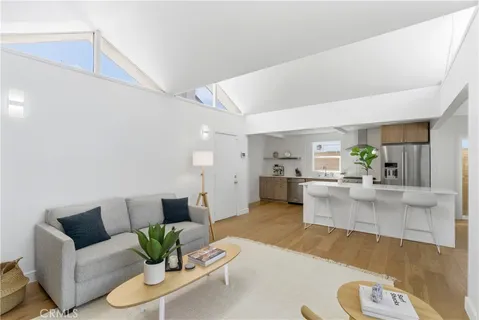 $2,499,000 | 258 Walnut Street, Newport Beach, CA 92663