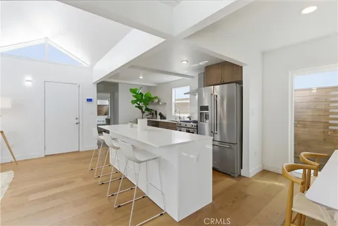$2,499,000 | 258 Walnut Street, Newport Beach, CA 92663