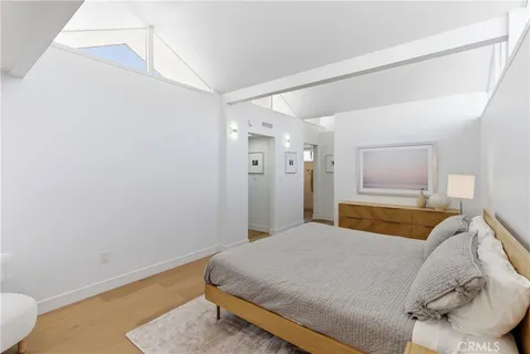 $2,499,000 | 258 Walnut Street, Newport Beach, CA 92663