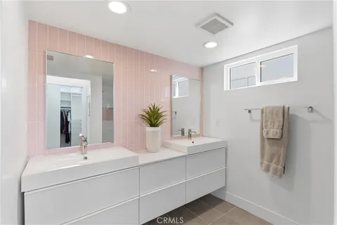 $2,499,000 | 258 Walnut Street, Newport Beach, CA 92663