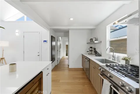 $2,499,000 | 258 Walnut Street, Newport Beach, CA 92663