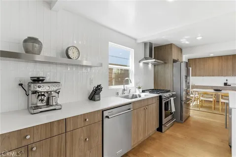 $2,499,000 | 258 Walnut Street, Newport Beach, CA 92663