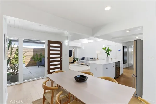 $2,499,000 | 258 Walnut Street, Newport Beach, CA 92663