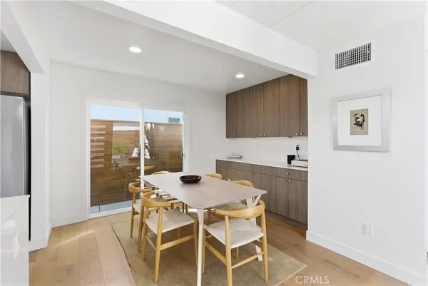 $2,499,000 | 258 Walnut Street, Newport Beach, CA 92663