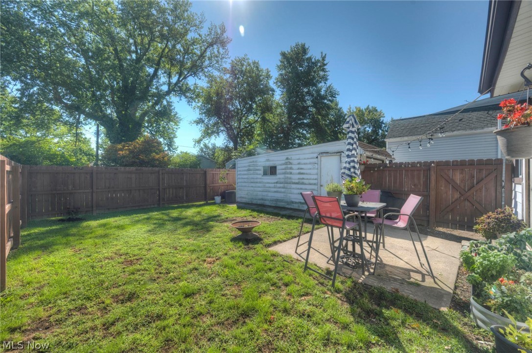 115 Lear Road Avon Lake, OH 44012 - Photo 4 of 27