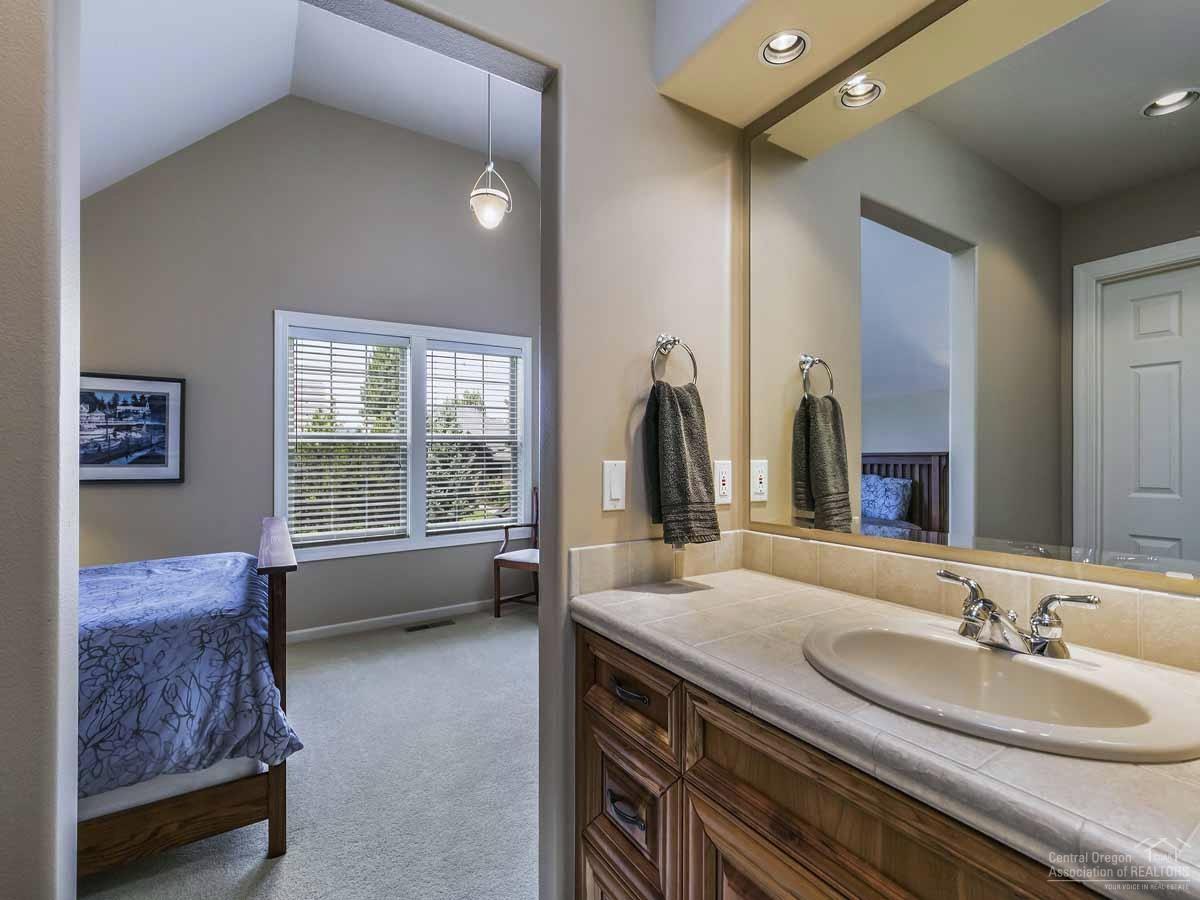 61836 Fall Creek Loop Bend, OR 97702 - Photo 15 of 25 Additional Photo