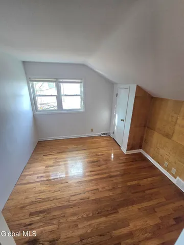 $2,400 | 19 Commodore Street, Unit A, Colonie, NY 12205