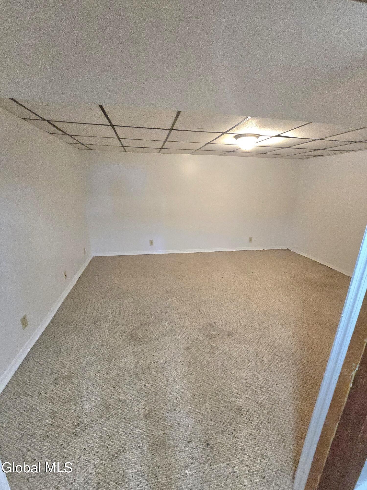 19 Commodore Street, Unit A Colonie, NY 12205 - Photo 21 of 23 20251118_100003