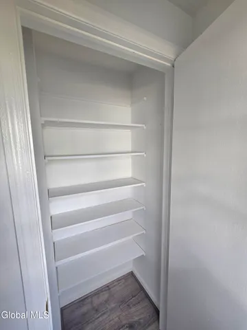 $2,400 | 19 Commodore Street, Unit A, Colonie, NY 12205